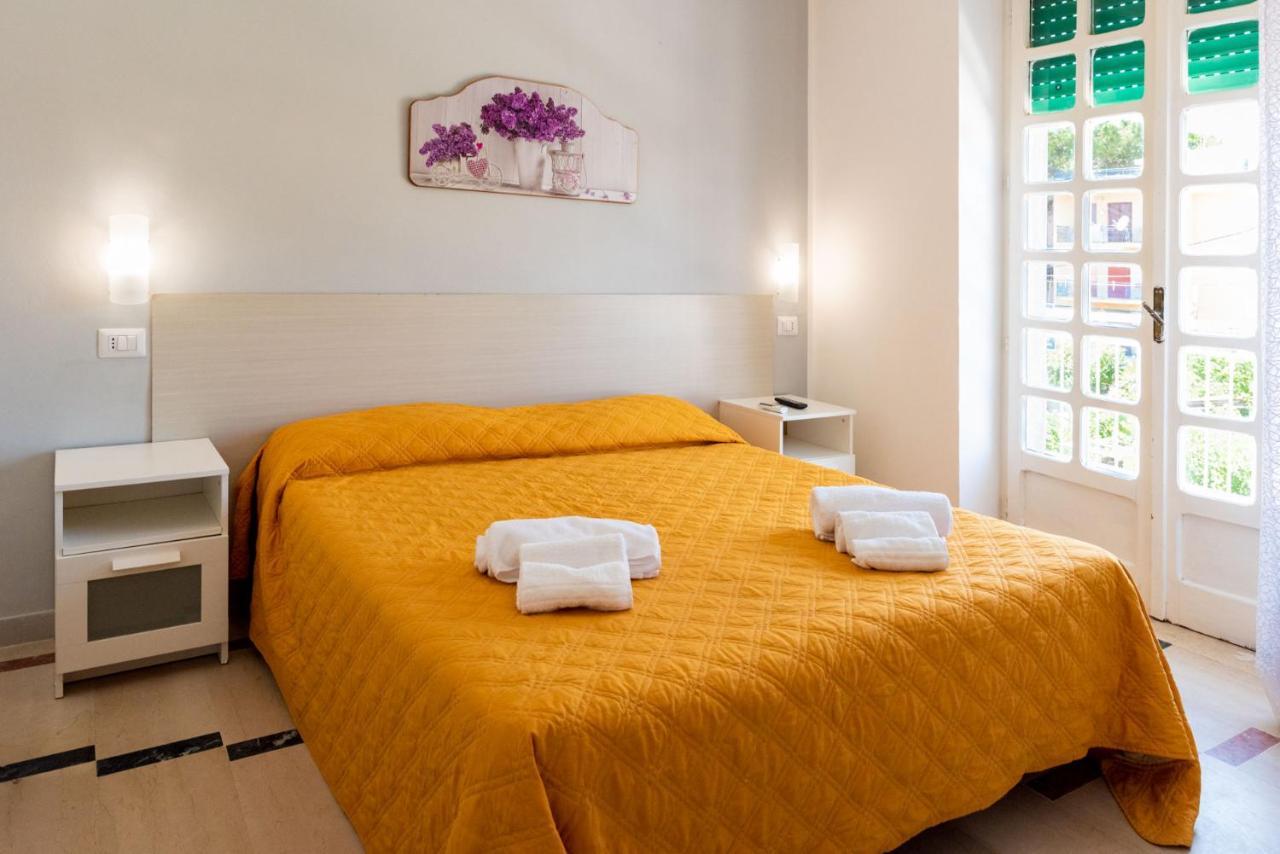 Solaris Paestum Hotel Eksteriør billede