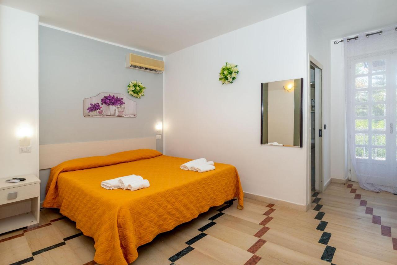 Solaris Paestum Hotel Eksteriør billede