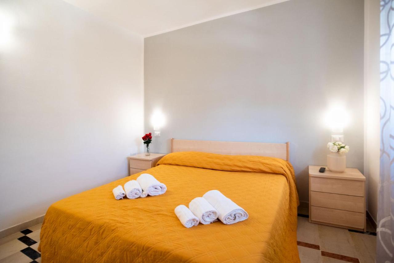 Solaris Paestum Hotel Eksteriør billede